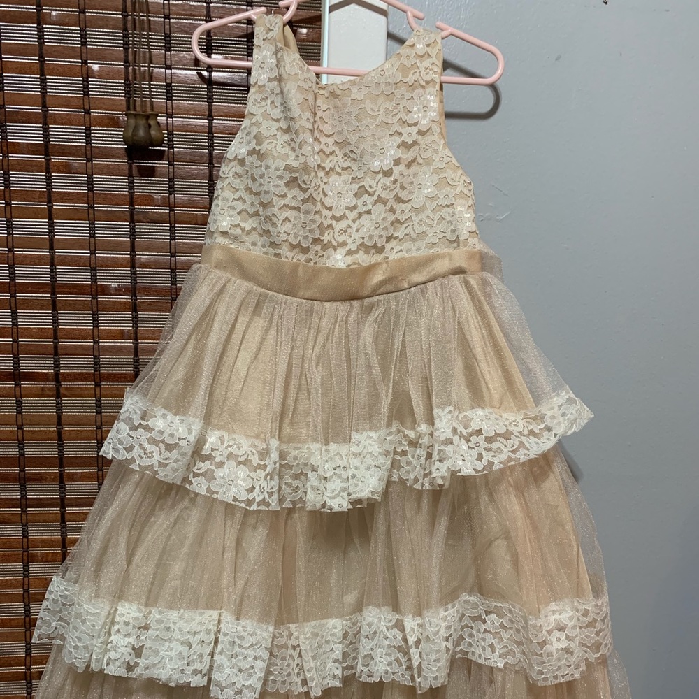 🧡Girls 4t formal dress🧡 worn once in a wedding